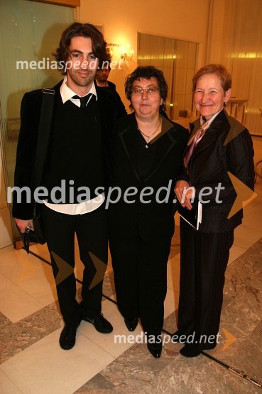 Edward Clug, vodja baleta SNG Maribor, Dragica Petrovič, režiserka ter producentka in ...Premiera opere Faust v SNG Maribor