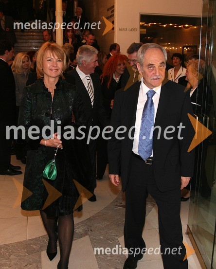 Nevenka Črešnar Pergar, lastnica in direktorica podjetja NP Consulting in Rudi Moge, poslanec v DZ
 
Premiera opere Faust v SNG Maribor