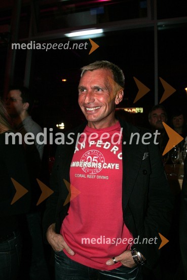 Igor Jelen, lastnik plesnega studia IgenPredstavitev kolekcije očal Optike Auer na Porsche Ptujska cesta Maribor