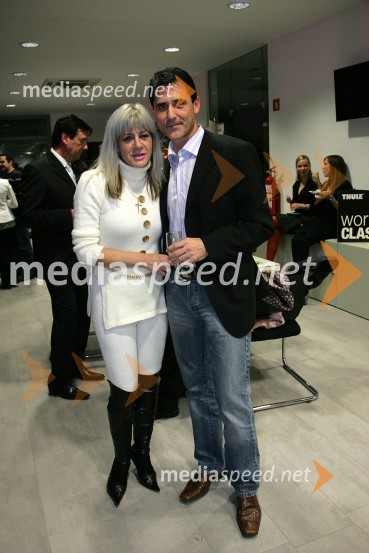 Stojan Auer, Net TV z ženo KarmenPredstavitev kolekcije očal Optike Auer na Porsche Ptujska cesta Maribor