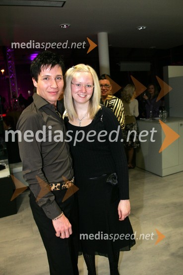 Predstavitev kolekcije očal Optike Auer na Porsche Ptujska cesta Maribor