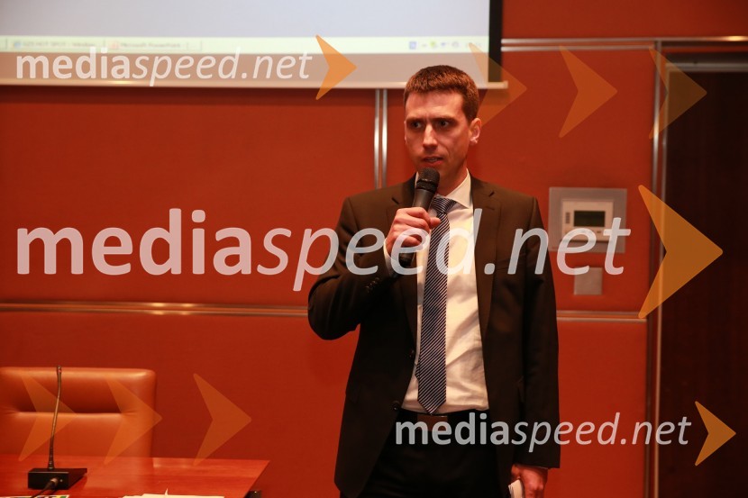   Uroš Ivanc, CFA, izvršni direktor za finance Zavarovalnica Triglav in predsednik ZSFSCFA Institute Research Challenge Slovenija