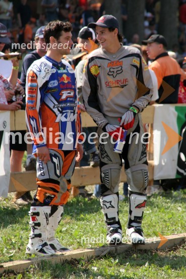 Sven Breugelmans, Belgija in Michael Staufer, Avstrija med pogovorom pred štartomMOTOKROS, dirka za svetovno prvenstvo MX3