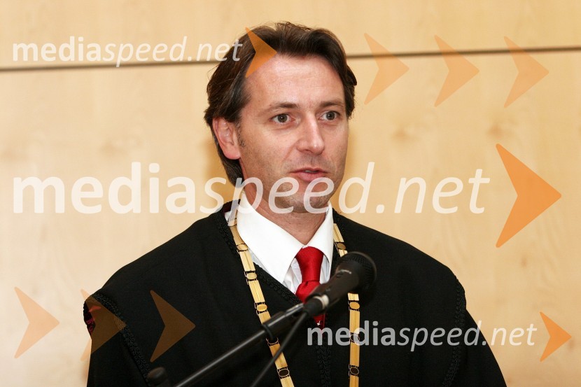 Izr. prof. dr. Samo FošnaričPromocija doktorjev znanosti Univerze v Mariboru, Marec 2007