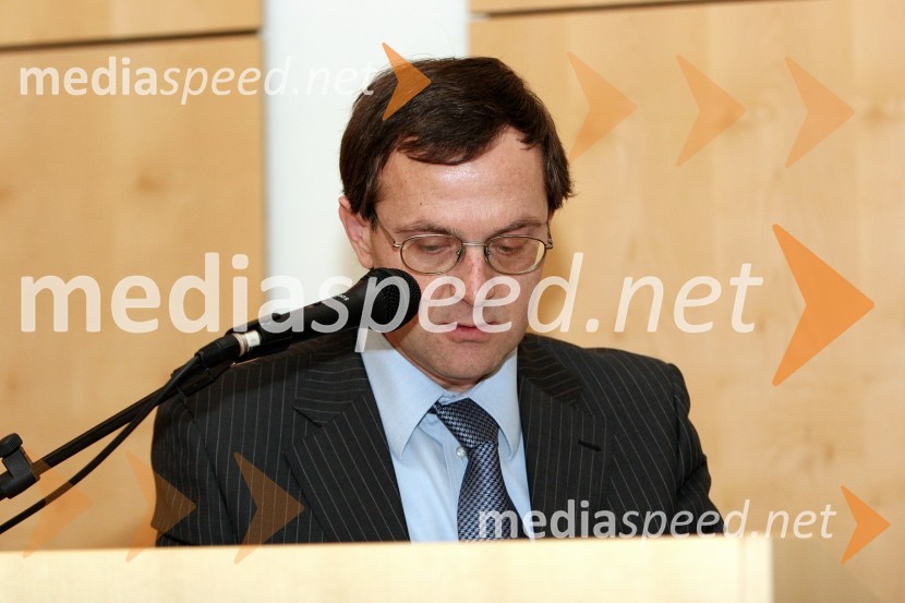 Izr. prof. dr. Vojko PotočanPromocija doktorjev znanosti Univerze v Mariboru, Marec 2007