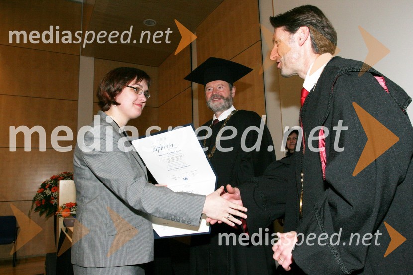 Dr. Marija Javornik Krečič in dr. Ivan Rozman, rektor Univerze v MariboruPromocija doktorjev znanosti Univerze v Mariboru, Marec 2007