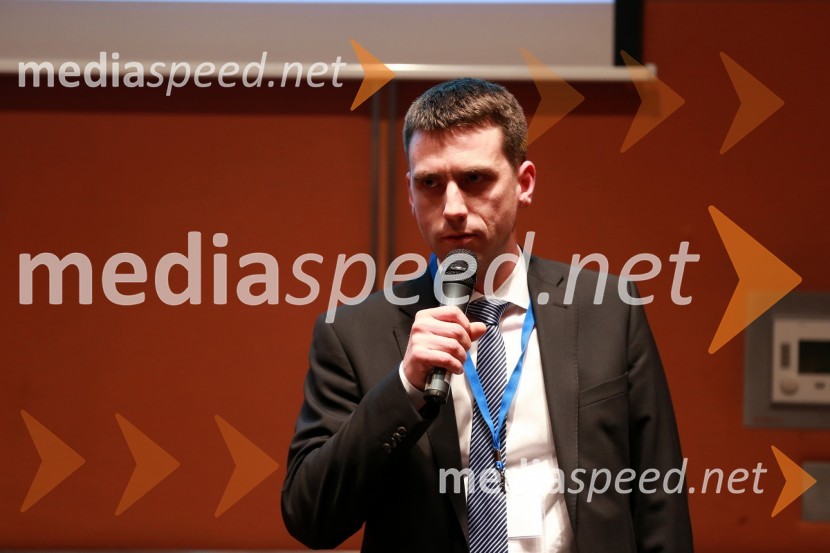   Uroš Ivanc, CFA, izvršni direktor za finance na Zavarovalnici Triglav d.d. in predsednik ZSFSCFA Institute Research Challenge Slovenija