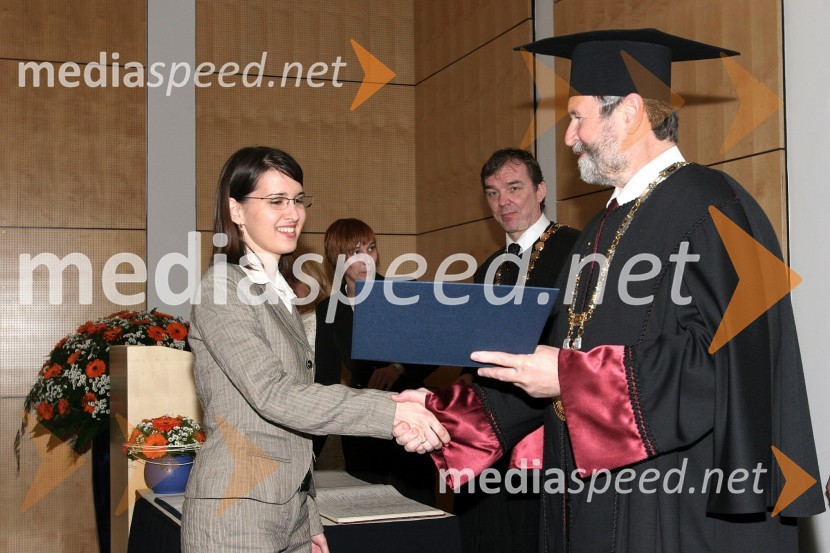 Dr. Matejka Turel in dr. Ivan Rozman, rektor Univerze v MariboruPromocija doktorjev znanosti Univerze v Mariboru, Marec 2007