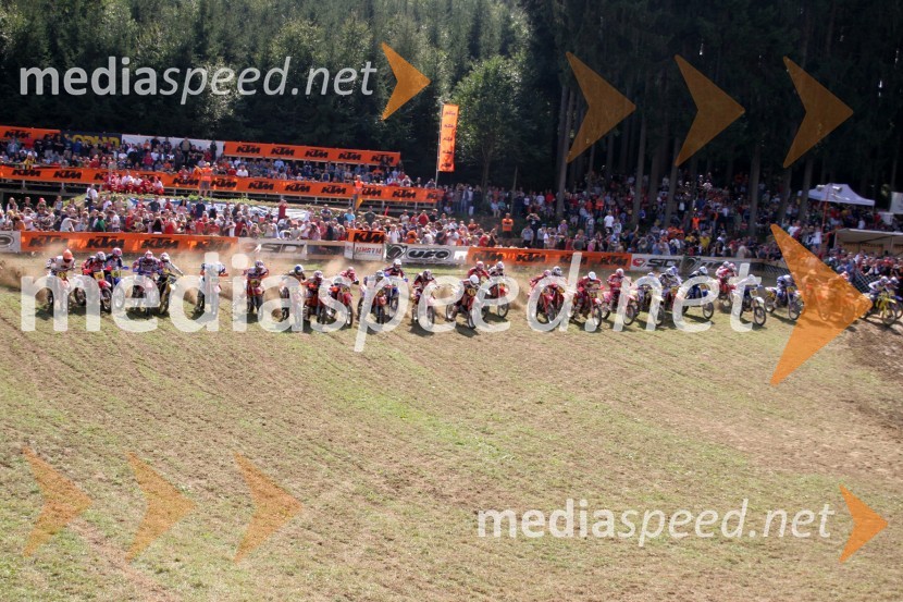 Štart 1.vožnje v razredu MX3MOTOKROS, dirka za svetovno prvenstvo MX3