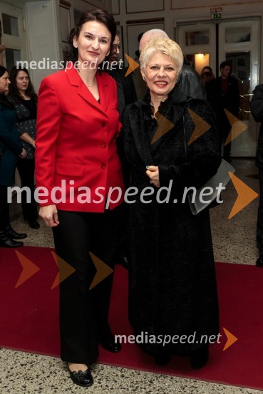  Ema Peruš, vodja abonmajev;  Radmila GorjancMedeja, premiera predstave Drama Ljubljana