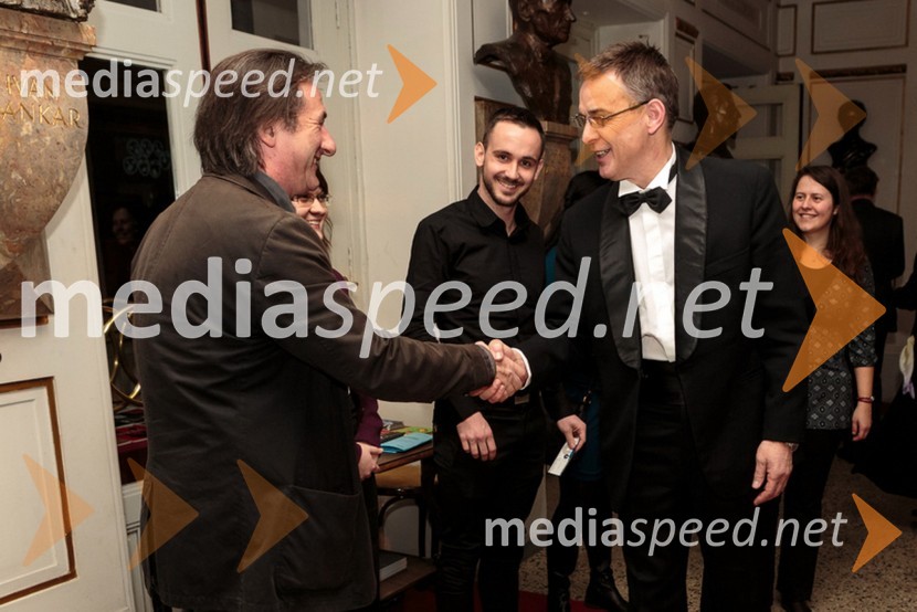  Eduard Miler, umetniški vodja SNG Drama;  Jernej Pristov, predstavnik za odnose z javnostmi SNG Drama Ljubljana;   Igor  Samobor, ravnatelj SNG Drama LjubljanaMedeja, premiera predstave Drama Ljubljana