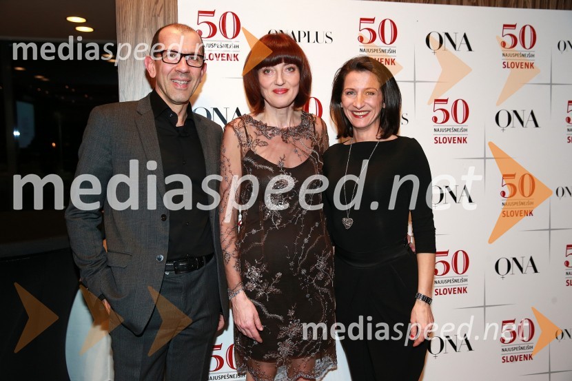  Dean Mikolič, direktor P&S CAPITAL d.o.o.;  Sabina Obolnar, urednica revij Ona ter Onaplus;  Betka Šuhel Mikolič, BPROna 365 za leto 2013 je Jolka Milič