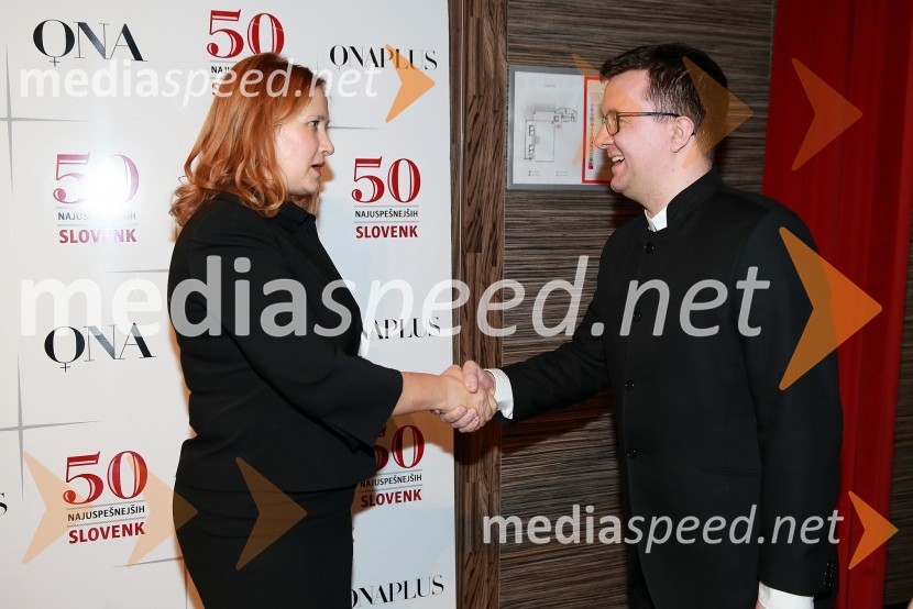 mag. Irma Gubanec, predsednica uprave Delo d.d.;  Žiga Vavpotič, strokovni direktor Zavoda YpsilonOna 365 za leto 2013 je Jolka Milič