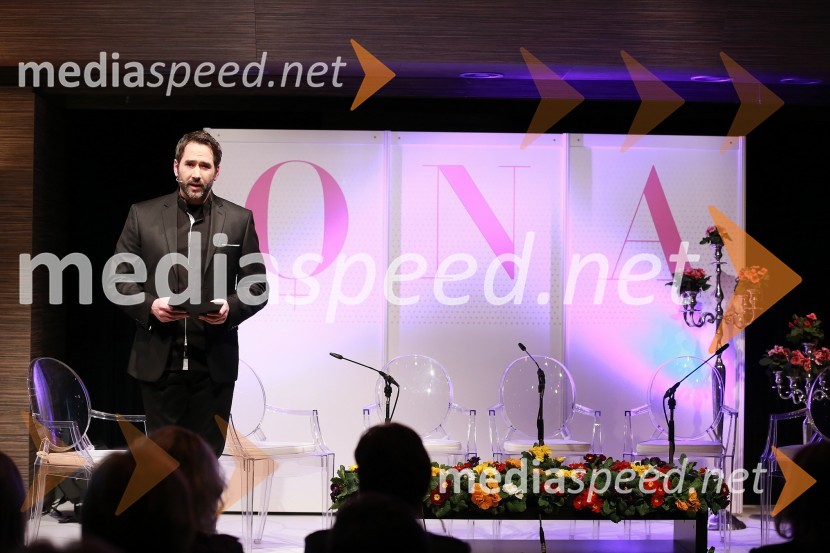  Miha Šalehar, radijski voditeljOna 365 za leto 2013 je Jolka Milič