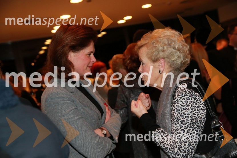mag. Alenka Bratušek, predsednica vlade Republike Slovenije;  Angelca Likovič, članica izvršilnega odbora Gibanja za otroke in družine (GOD)Ona 365 za leto 2013 je Jolka Milič