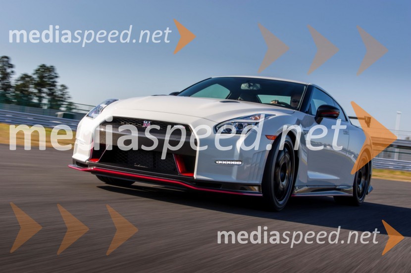 Nissan GT-R Nismo84. avtomobilski salon v Ženevi