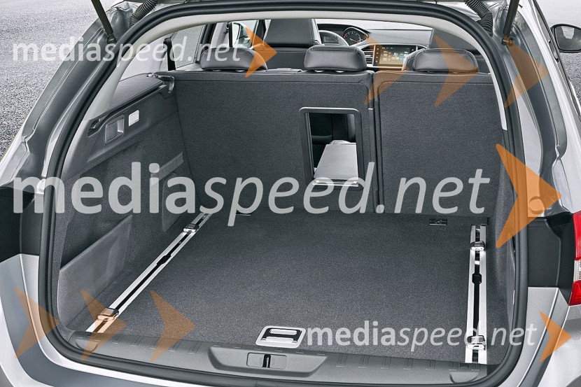 Peugeot 308 SW84. avtomobilski salon v Ženevi