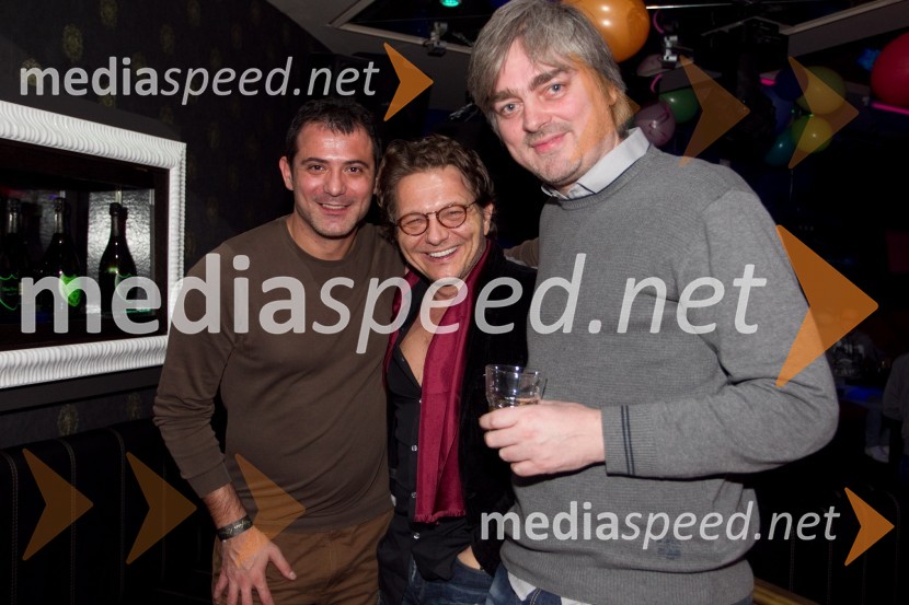  Dejan Stankovič, nogometaš;  Dragan Bjelogrlić, režiser;  Marko Miladinović, direktor podjetja ArmadaPremiera filma Montevideo, se vidimo