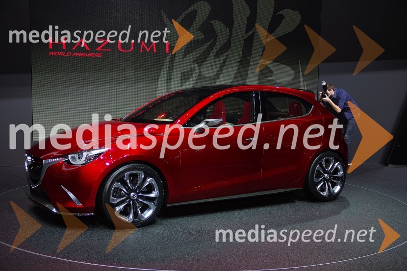 Mazda HazumiUtrinki iz 84. avtomobilskega salona v Ženevi