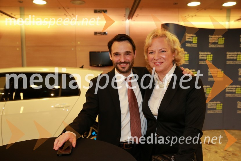  Danilo Ferjančič, generalni direktor Porsche Slovenija d.o.o;  Sabrina Pečelin, vodja odnosov z javnostmi pri Porsche Slovenija d.o.o.46. podelitev nagrad Gospodarske zbornice Slovenije