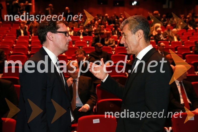  Gregor  Virant, minister za notranje zadeve;  Stojan Petrič, predsednik uprave Kolektor group46. podelitev nagrad Gospodarske zbornice Slovenije