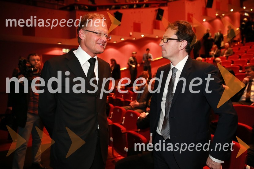  Janez  Škrabec, direktor Riko d.o.o.;  Gregor  Virant, minister za notranje zadeve46. podelitev nagrad Gospodarske zbornice Slovenije