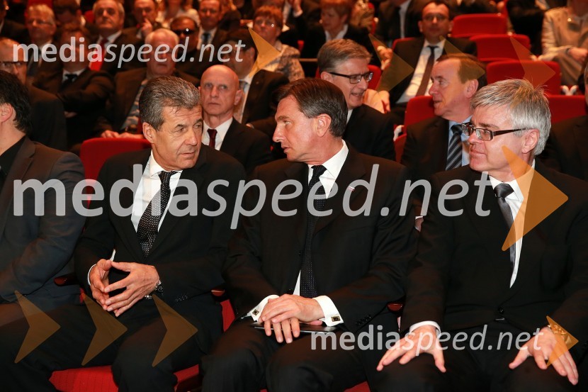  Stojan Petrič, predsednik uprave Kolektor group;  Borut Pahor, predsednik Republike Slovenije;  Samo Hribar Milič, predsednik in generalni direktor GZS46. podelitev nagrad Gospodarske zbornice Slovenije