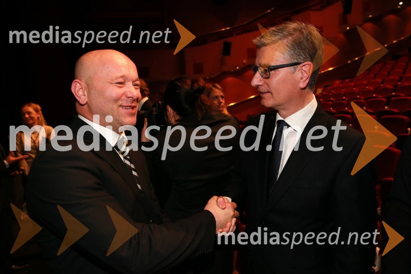  Janez Janko Kodila, direktor Kodila d.o.o.;  Franjo Bobinac, predsednik uprave Gorenje d.d.46. podelitev nagrad Gospodarske zbornice Slovenije