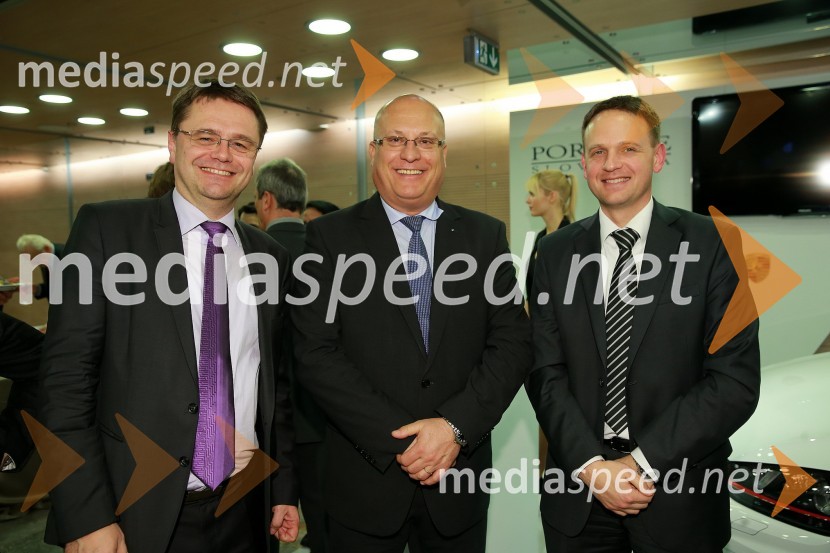  Petr Podlipny, direktor znamke Škoda pri Porsche Slovenija d.o.o.;  Iztok Klančnik, direktor HP Slovenija;  Franci Bolta, direktor znamke Audi pri podjetju Porsche Slovenija d.o.o.46. podelitev nagrad Gospodarske zbornice Slovenije