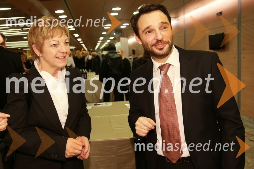 mag. Vojka  Ravbar, namestnica glavnega izvršnega direktorja banke SKB;  Danilo Ferjančič, generalni direktor Porsche Slovenija d.o.o46. podelitev nagrad Gospodarske zbornice Slovenije