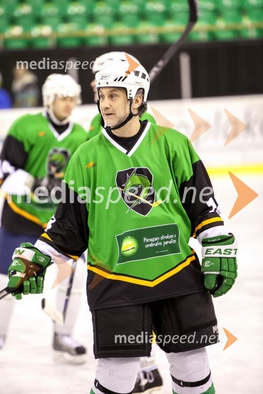 Humanitarni derbi hokejskih legend