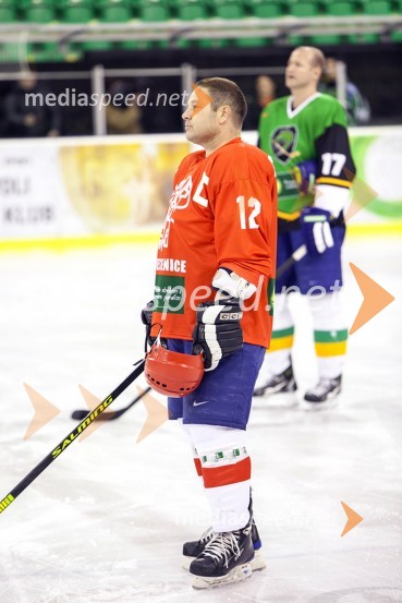 Humanitarni derbi hokejskih legend