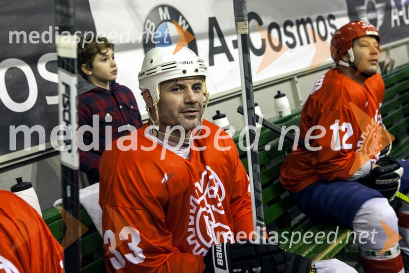  Ivo Jan, hokejist, Jesenice;  ... Humanitarni derbi hokejskih legend