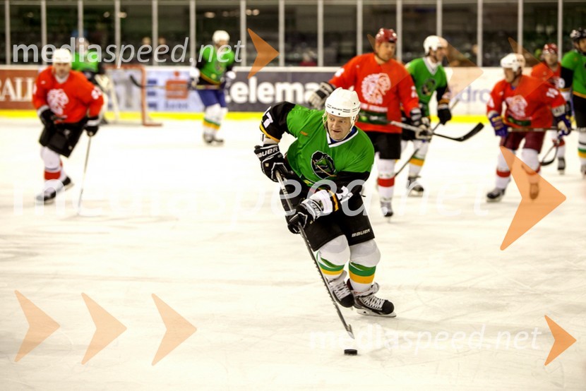 Humanitarni derbi hokejskih legend