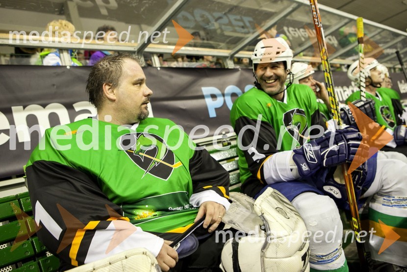  Luka Simšič, hokejist, Olmpija;  Robert Ciglenečki, hokejist, OlimpijaHumanitarni derbi hokejskih legend
