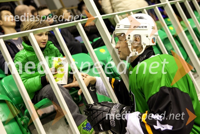  Dejan Kontrec, generalni sekretar, Hokejska zveza SlovenijeHumanitarni derbi hokejskih legend