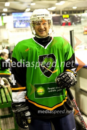  Dejan Kontrec, generalni sekretar, Hokejska zveza SlovenijeHumanitarni derbi hokejskih legend