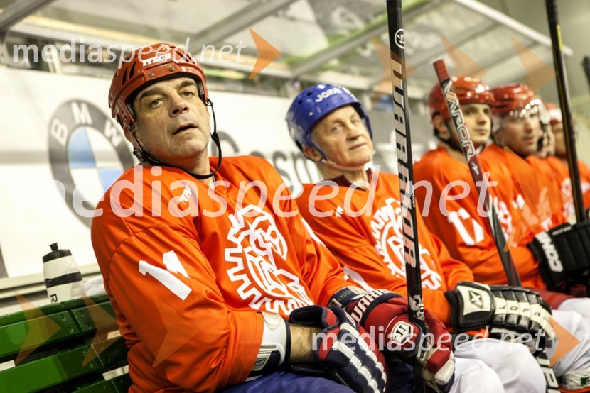  Matjaž  Kopitar,  selektor slovenske hokejske reprezentanceHumanitarni derbi hokejskih legend
