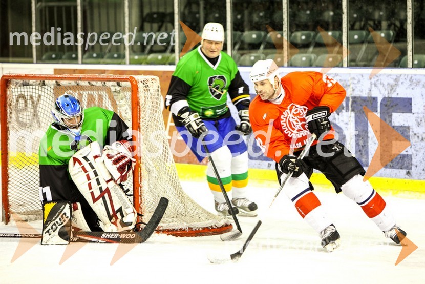 Humanitarni derbi hokejskih legend