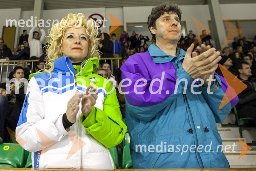 Humanitarni derbi hokejskih legendHumanitarni derbi hokejskih legend