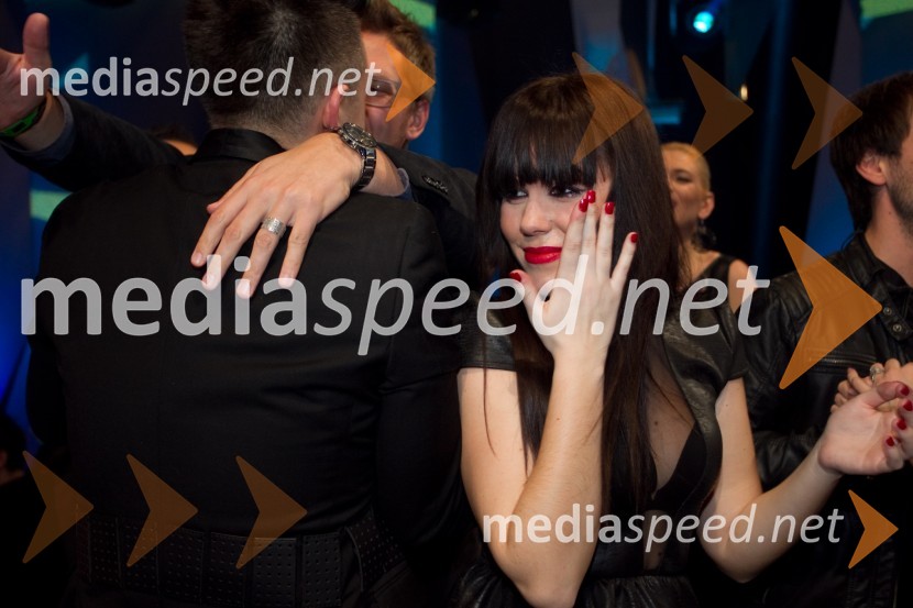  Nika Zorjan, pevkaEMA 2014, zmagovalka je Tinkara Kovač!