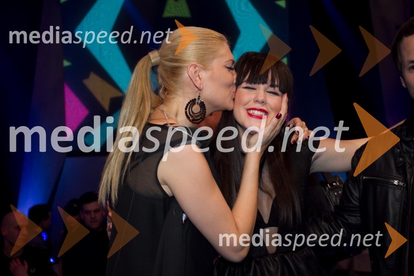  Manca  Špik, pevka;  Nika Zorjan, pevkaEMA 2014, zmagovalka je Tinkara Kovač!