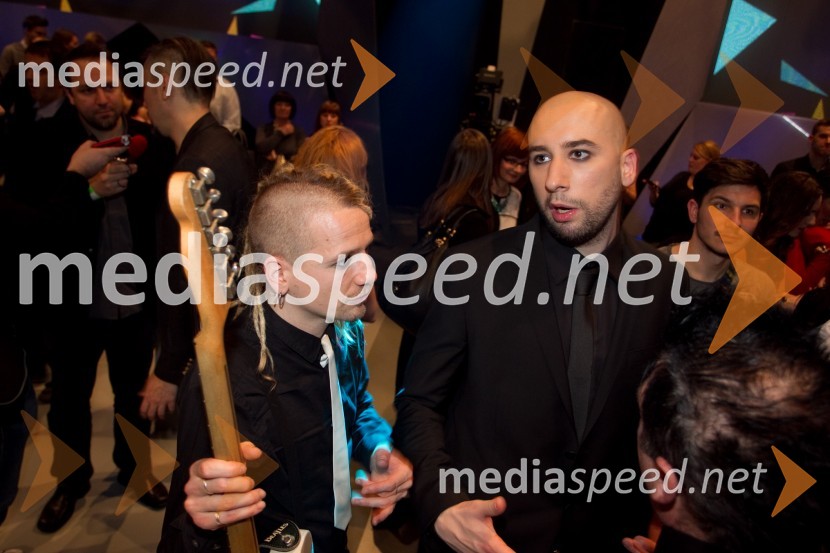  Tadej  Košir, glasbenik;  Anže Kacafura, glasbenikEMA 2014, zmagovalka je Tinkara Kovač!