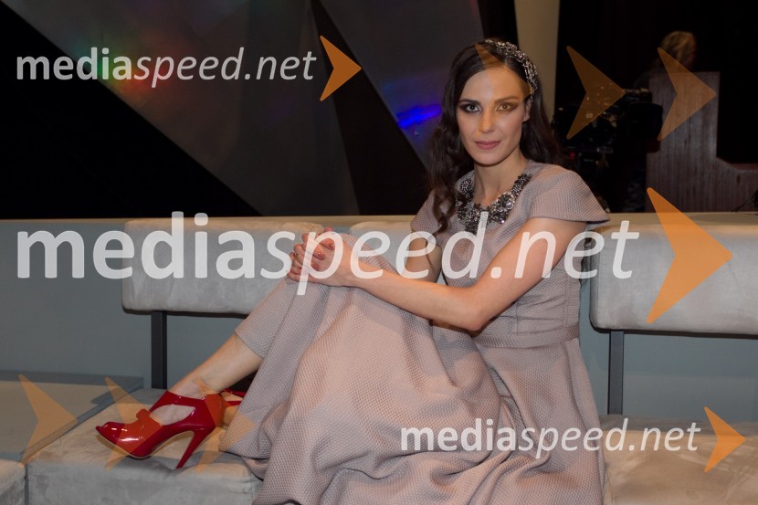  Ula  Furlan, igralkaEMA 2014, zmagovalka je Tinkara Kovač!