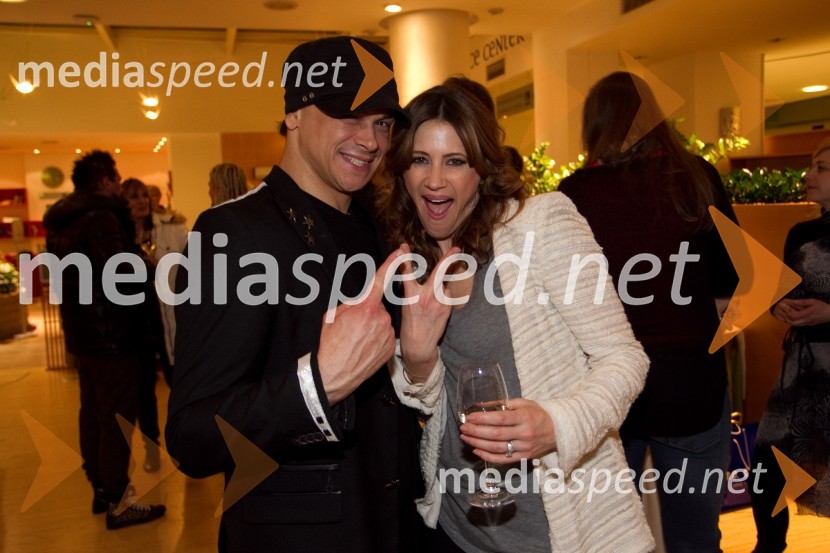  Samuel Lucas, glasbenik;  Hannah Mancini, pevkaEMA 2014, zmagovalka je Tinkara Kovač!