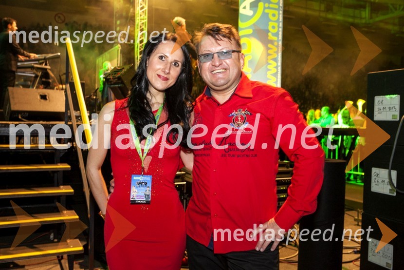  Anita Gošte, voditeljica;  Davorin Obajdin, DJ DadyAktualov dan žena 2014