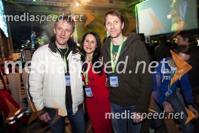 Igor Škerlak, radio Aktual;  Anita Gošte, voditeljica;  Gregor Repič, dirketor, Krater MediaAktualov dan žena 2014