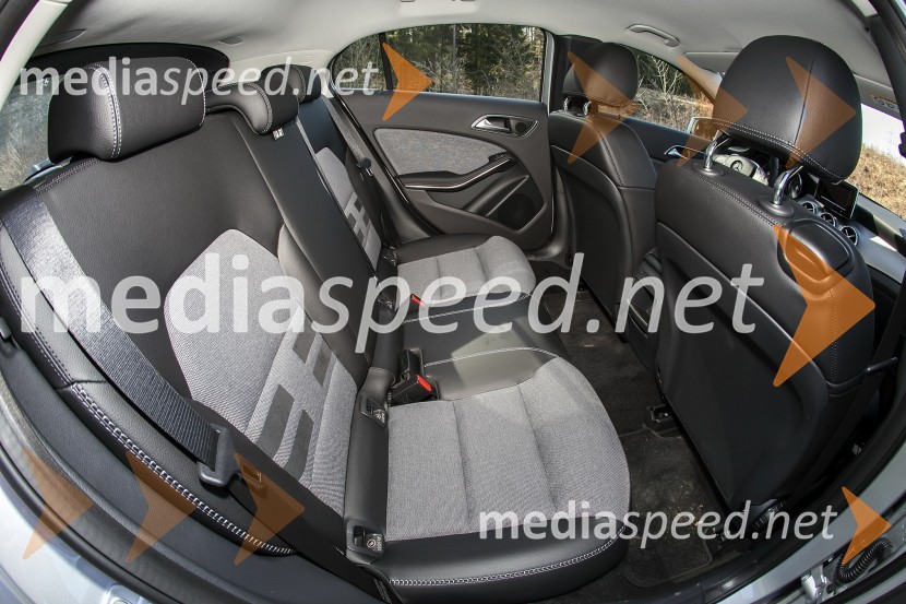 Mercedes Benz razreda GLA, notranjostNovi Mercedes Benz razred GLA, slovenska predstavitev