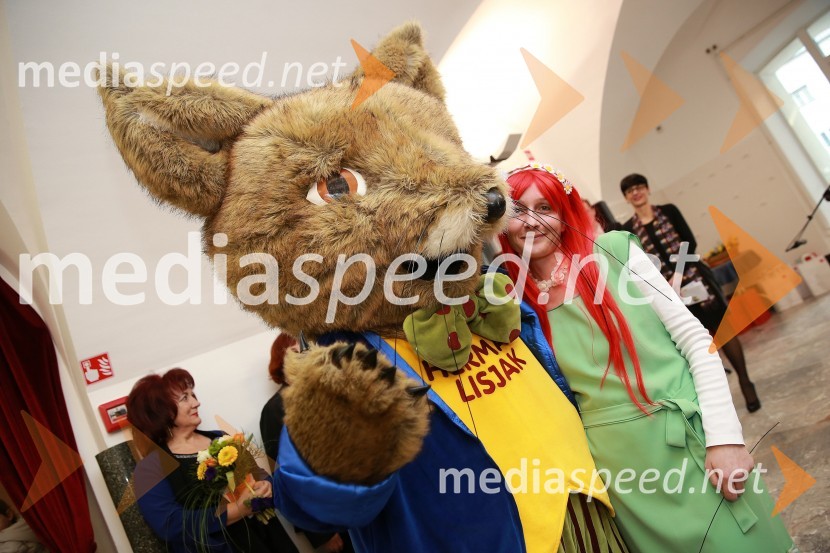  Herman Lisjak, maskota, Muzej novejše zgodovine Celje;  Barbara Vrečko, Muzej novejše zgodovine CeljeBrlog igrač, otvoritev razstave, Muzej novejše zgodovine Celje
