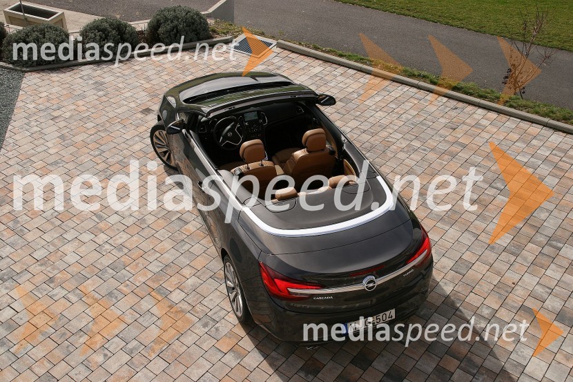 Opel Cascada 1.6 SIDI Cosmo, konkurira v premijskem razreduOpel Cascada 1.6 SIDI Cosmo, mediaspeed test